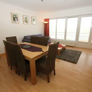 Appartement Zeedijk Mariakerke, Ostende